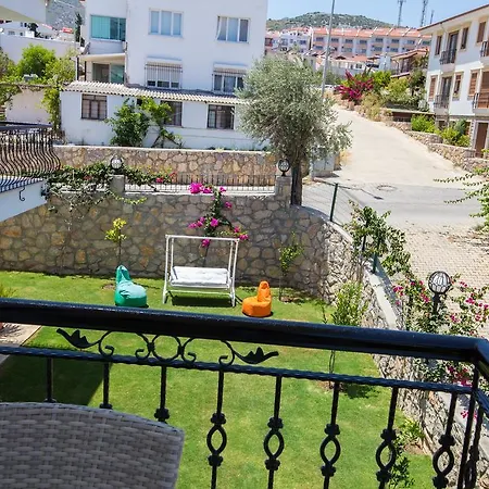 Bed & Breakfast Beyaz Ev Datca