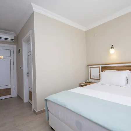 Beyaz Ev Panzió 4*