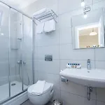 B&B Beyaz Ev 닷차