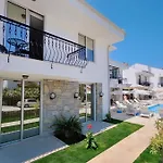 B&B Beyaz Ev 4*