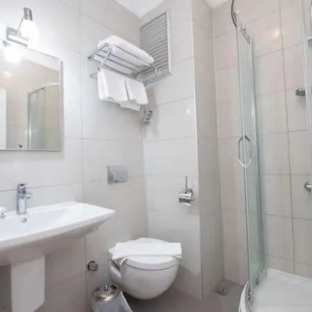 Bed & Breakfast Beyaz Ev Datça