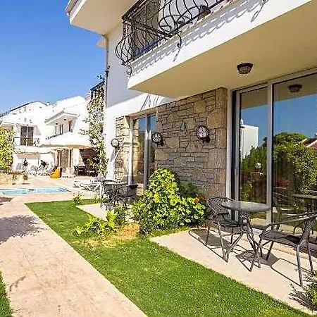 Beyaz Ev Oda ve Kahvaltı Datça