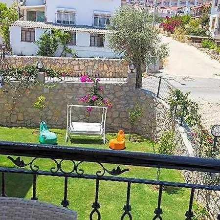 Beyaz Ev Bed & Breakfast Datça