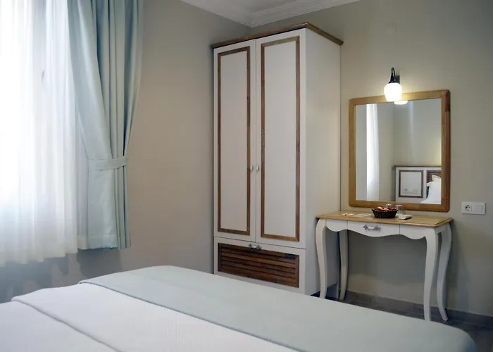 Couette-café Beyaz Ev 4*